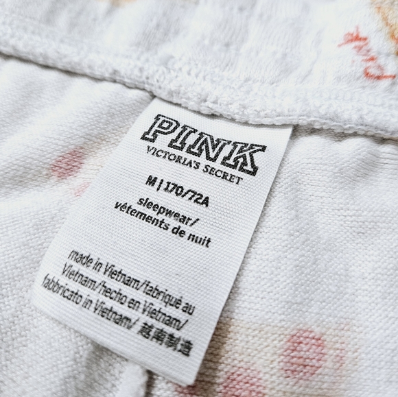 PINK vs - Picture 2 of 2